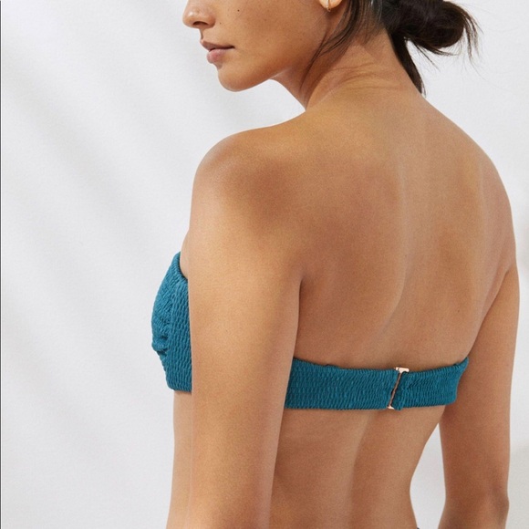 NWOT Anthropologie Classic Smocked Bikini Top XS - Picture 3 of 10